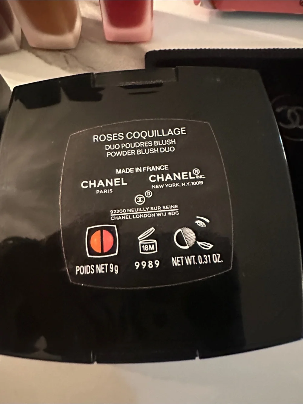 CHANEL  Older Eye shadow Quad , new .